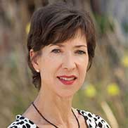 Porträt der Schulleitung der Grafen-von-Schaunberg-Grundschule in Julbach.